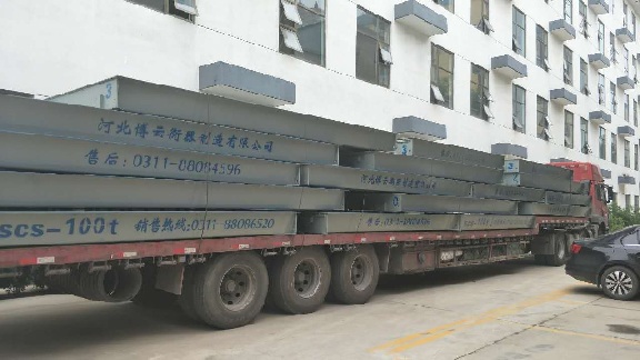 天津中航路通瀝青-4臺100噸